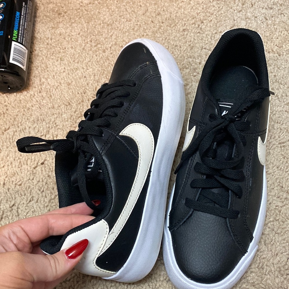 Nike court royale ac